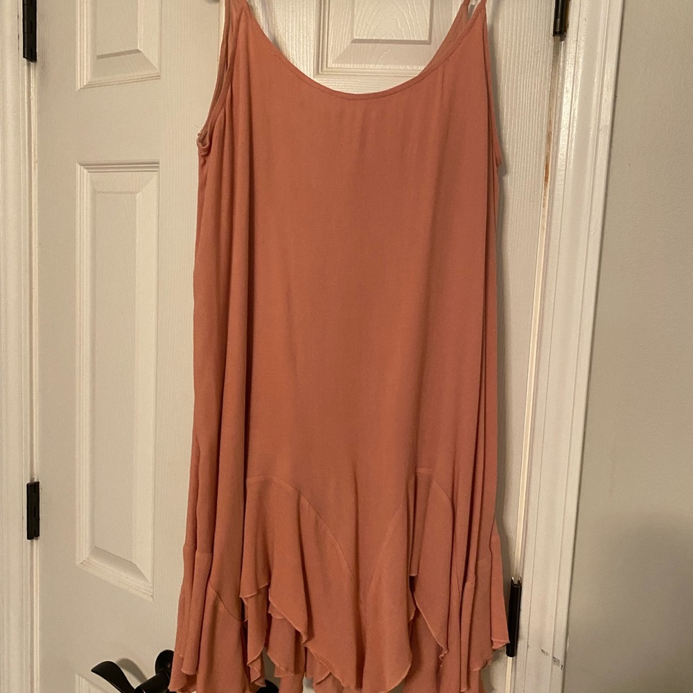 Cute Boutique mini dress ,  Pink/ Salmon in color , Great condition